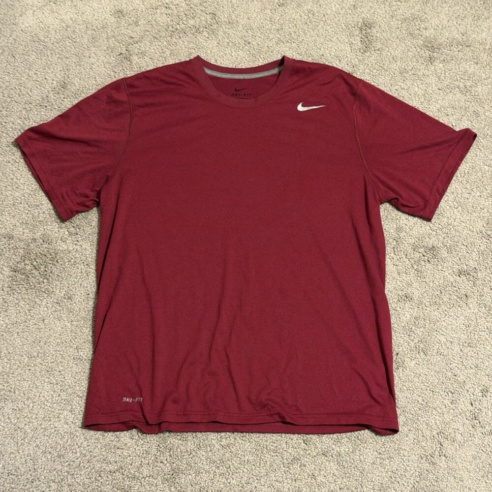 Nike Dri-FIT Regular Fit Men’s Solid Red Crew Neck T-Shirt L 384407-610
